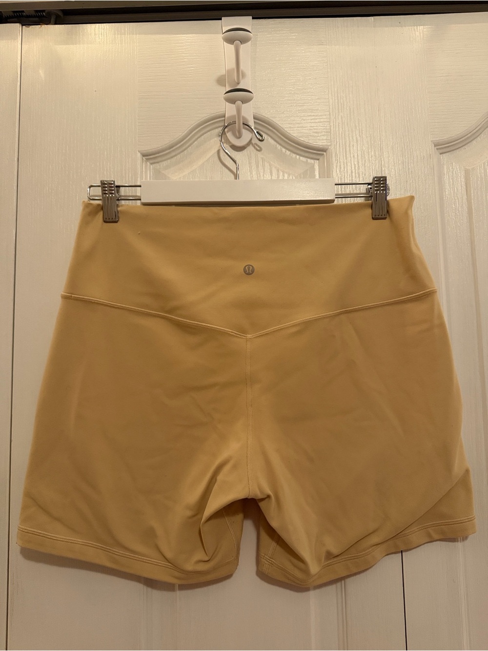 Lululemon Align Shorts in Buttercream